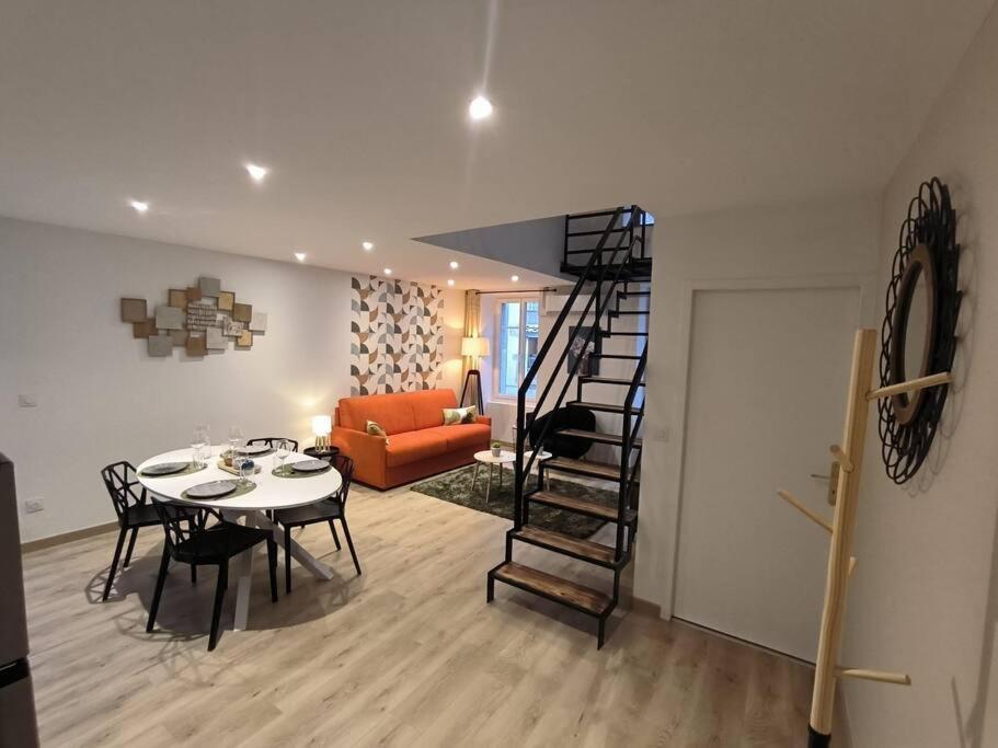 דירות מונבריסון T2 -55M2- Elegant Et Chaleureux מראה חיצוני תמונה